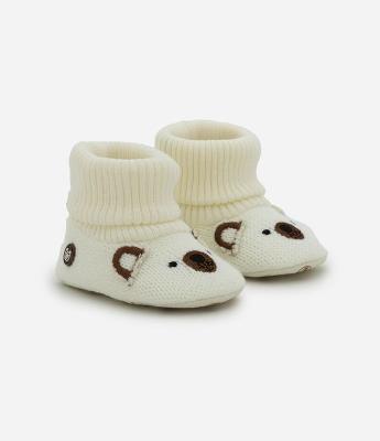 Bota Infantil em Tricô com Bordado de Ursinho – Tam 0 a 12 Meses