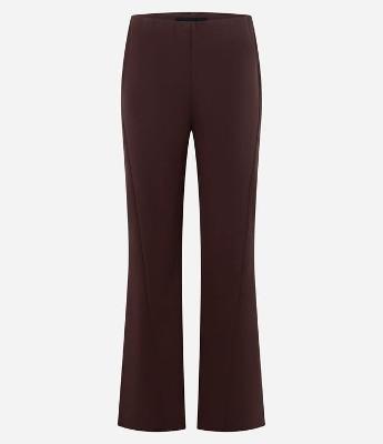 Calça Flare em Ponto Roma com Cós Embutido