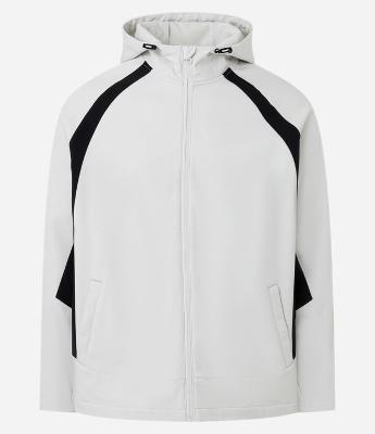 Jaqueta Esportiva em PU Tecnológico com Capuz