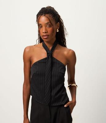 Blusa Frente Única em Alfaiataria Risca de Giz e Gravata