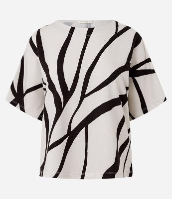Blusa Manga Curta em Piquet com Estampa Abstrata
