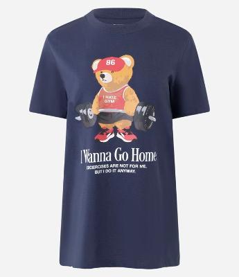 Camiseta Alongada em Algodão com Estampa de Urso Fitness