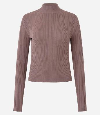 Blusa Retilínea Tricô com Gola Alta Adulto