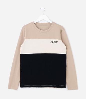 Camiseta Infantil em Piquet com Recortes Texturizados – Tam 5 a 10 Anos