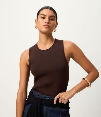 Blusa sem Manga em Viscose com Gola Redonda