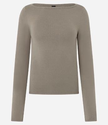 Sueter Tricô em Viscose com Decote Canoa