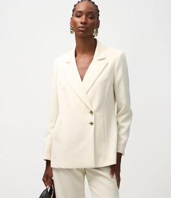 Blazer Oversized Alfaiatado com Abotoamento Transpassado