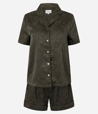 Pijama Short Doll Americano em Cetim com Estampa Paisley