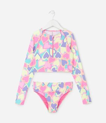 Conjunto Infantil UV com Blusa e Calcinha de Biquíni com Estampa Coração – Tam 5 a 14 Anos