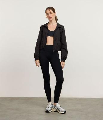 Jaqueta Corta Vento Cropped Esportiva com Saquinho