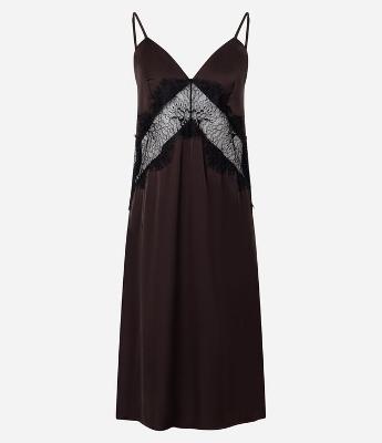 Camisola Acetinada com Renda Vazada