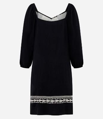 Vestido Curto em Viscose com Estampa de Flor