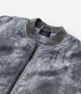 Jaqueta Bomber em Microfibra com Estampa Marmorizado