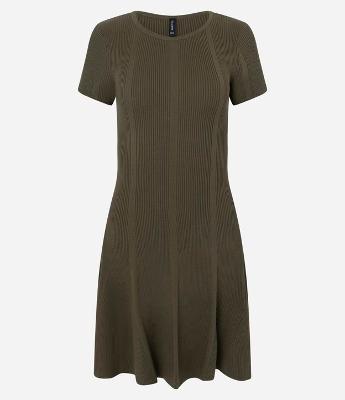 Vestido em Tricô Ajustado com Manga Curta Canelada