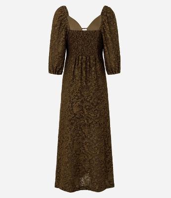 Vestido Longo em Tule com Decote V