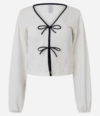 Blusa Cropped Texturizada com Amarrações Frontais