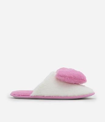 Pantufa Aberta Com Aplicação De Coração
