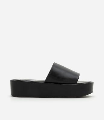Sandália Slide Flatform em PU com Cabedal Amplo