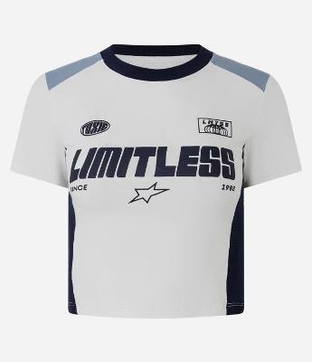 Camiseta New T-Shirt College  em Algodão com Lettering Limitless