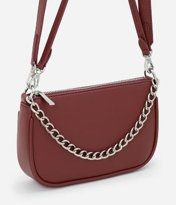 Bolsa Baguete Transversal em PU Com Alça Corrente