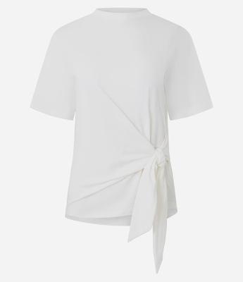 Camiseta em Algodão com Detalhe de Amarração Frontal