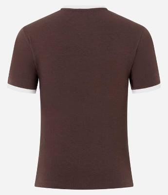 Camiseta New T-shirt com Lettering Latina e Detalhes Contrastantes