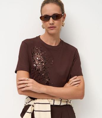 Camiseta Manga Curta em Algodão com Paetê Bordado