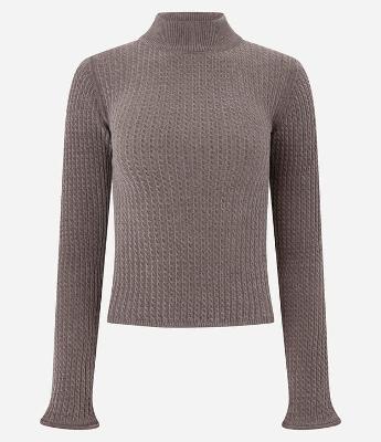 Blusa Slim Texturizada com Gola Alta e Manga Longa