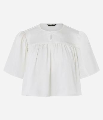 Bata Cropped Alfaiatada com Franzido