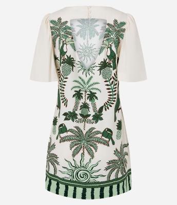 Vestido T-Shirt Curto com Estampa Tropical e Abertura nas Costas