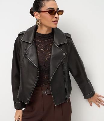 Jaqueta Biker com Zíper Assimétrico e Fivela