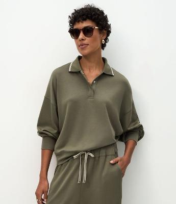 Casaco Fechado em Moletom com Gola Polo e Detalhe Constrastante