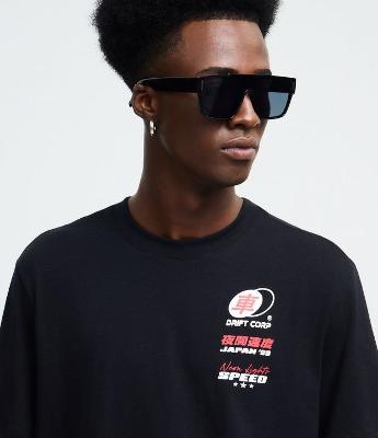 Camiseta Comfort Manga Curta em Algodão com Estampa Drift Tokyo