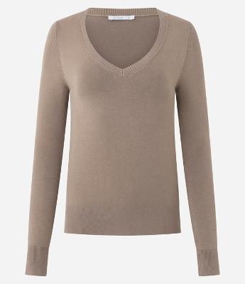 Blusa Básica em Tricô Leve com Decote V