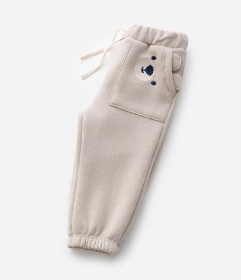 Calça Infantil com Urso Aplicado no Bolso – Tam 0 a 18 Meses