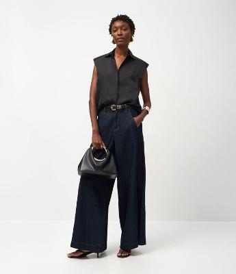 Camisa Acetinada com Ombreiras