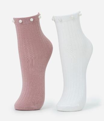 Kit 02 Meias Infantis Cano Médio com Pérola Artificial – Tam 22 a 34