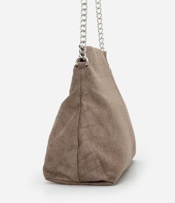 Bolsa Clutch Média em Suede com Textura Croco