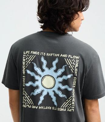 Camiseta Comfort em Algodão com Lettering e Estampa Estonada