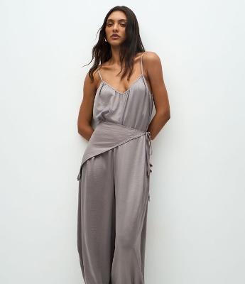 Macacão Aladim com Lenço na Cintura