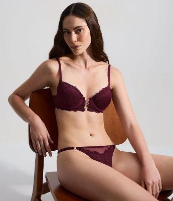 Sutiã Meia Taça em Renda Floral com Bojo