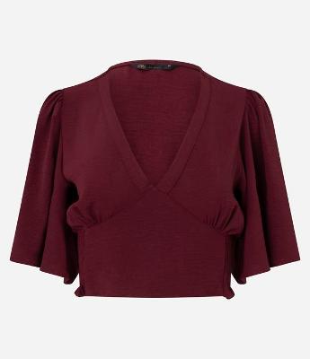 Blusa em Airflow com Decote em V e Lastex nas Costas