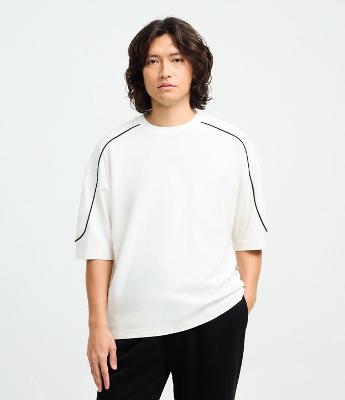 Camiseta Manga Curta em Algodão com Listra Contrastante no Ombro