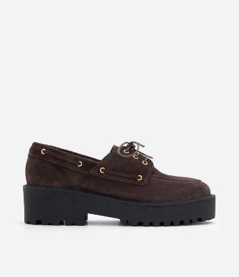 Mocassim em Couro com Sola Flatform
