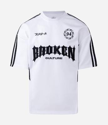 Camiseta Manga Curta em Tecido Sintético e Lettering Broken Culture