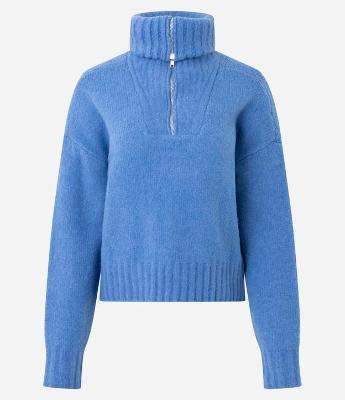 Suéter Regular em Tricô com Gola Alta