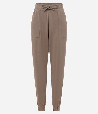 Calça Jogger Esportiva em Modal com Bolsos