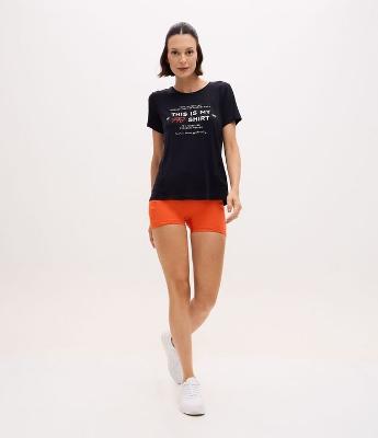 Camiseta Esportiva Regular com Tecnologia Dry e Estampa Lettering