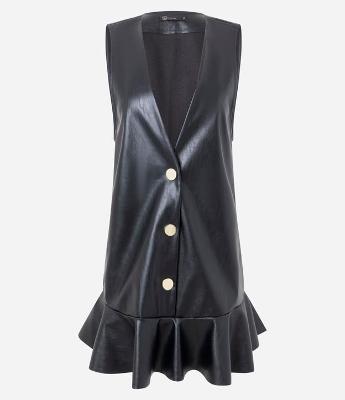 Vestido Salopete Curto em PU com Abotoamento