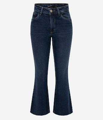 Calça Flare Cropped em Jeans com Cintura Média